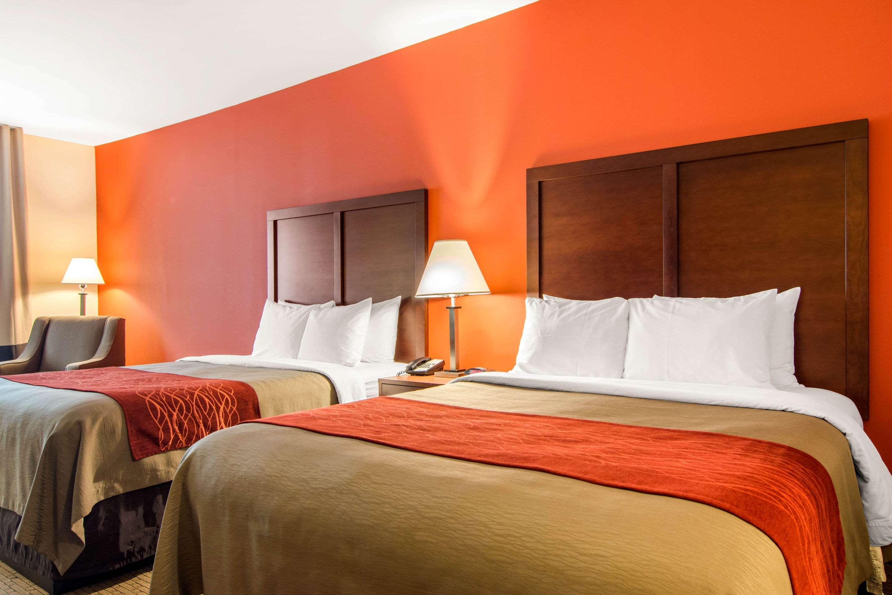 Comfort Inn & Suites Villa Rica Buitenkant foto