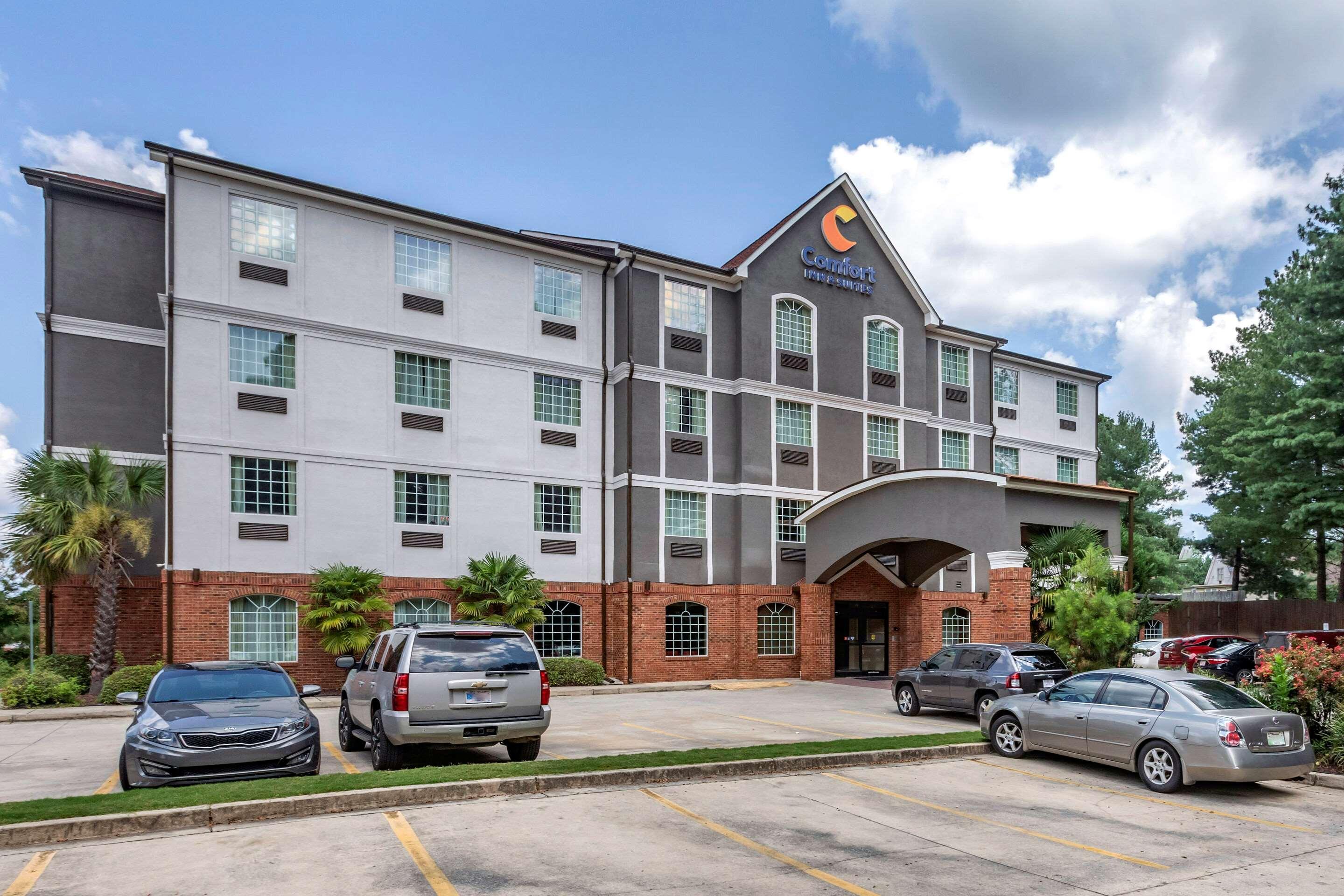 Comfort Inn & Suites Villa Rica Buitenkant foto
